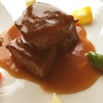 広東料理 センス - 黒毛和牛フィレ肉のサイコロステーキチャイニーズBBQソース