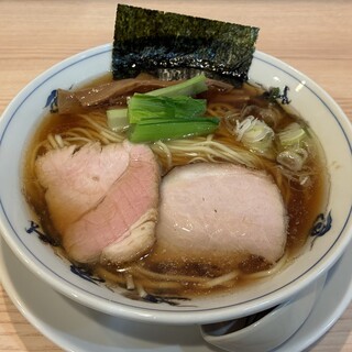 らーめん3000 - 料理写真:醤油らーめん