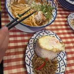 ティーヌン - 