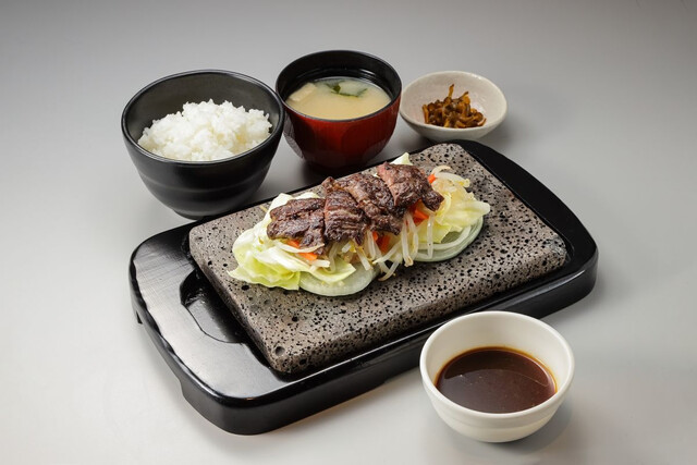 石焼ステーキ贅 長野若槻店 （ぜい） - 三才/ステーキ | 食べログ