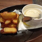 焼肉タンとハラミ まっちゃん - さつまいもバタースティック
