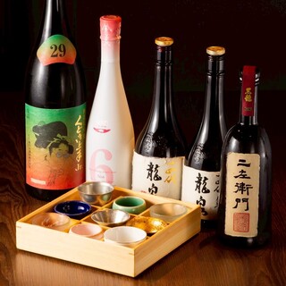 全国各地より取り揃えた日本酒が約20種類以上の品揃え