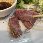 ひろしま丸かじり 中ちゃん - ✅ウニクレソン(ハーフ)¥1.500
✅ユッケ風ステーキ(ハーフ)¥1.600
✅焼きそば¥1.000
　※後会計〜キャッシュレス決済可能
