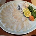 浜ふく - フグ刺　こちらは2人前です！