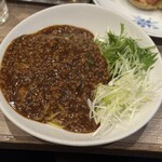 開楽 - ジャージャー麺