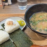 むすびのサチ - 豚汁定食