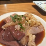 大衆焼肉 イロトリ鶏 肉と麺 - 