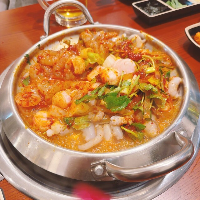 ナコプセ食べるなら』by ヤジコ : サウィ食堂 新大久保3号店 - 西武