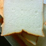 ベッカライ　アブフルーク - 北海道食パン　スライスしてみました