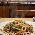 紅虎餃子房 - 料理写真:上海焼そば