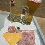 ドトールコーヒーショップ - 料理写真:ほろ酔いセットのハム選択1070円ぽっきり！！生とトリスハイボール選択