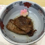 伊勢大阪屋