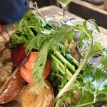 WE ARE THE FARM - 