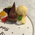 スラッシュカフェアンドバー 川崎 - 