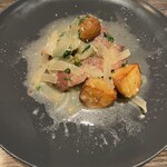 grigio la tavola - 