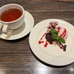 grigio la tavola - 