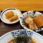 炉端にのいち - 小鉢も気を遣われていて驚き