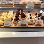 シェ・アオタニ - 