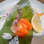 俺の割烹 おでん - 旬魚2点刺し