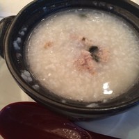 トゥーランドット 臥龍居  - ピータンのお粥