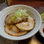 麺組 - チャーシュー丼【330円】（2015/2/25）