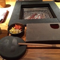 但馬屋 心斎橋 - キムチ、ナムル、みそだれ、醤油だれ