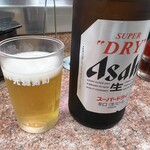 元禄寿司 - ドリンク写真:瓶ビール 中（アサヒスーパードライ） 1本目