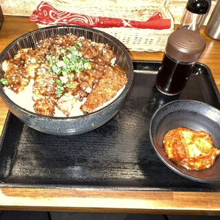 マルハのカルビ丼_1