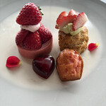 Restaurant THE MOON - 