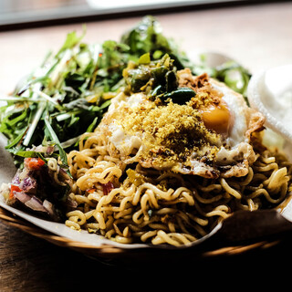 カフェバリチャンプル_0