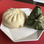 中華点心 茶寮 - 肉まんと海鮮ちまきのコンビ(*^o^*)
