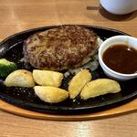 ビッグボーイ - 料理写真:手ごねハンバーグ