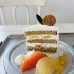 new born CAFE - 柑橘のショートケーキ