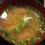 博多魚がし - 鯛のアラ入り味噌汁