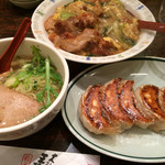 大阪王将 - 王将親子丼、ミニ塩ラーメン、餃子