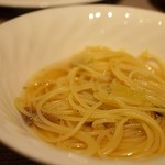 オリジナル洋風鍋 マルミット - スープに具材の旨みがしみ出てさらに美味