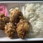 小僧寿し - 料理写真:マルキン醤油からあげ弁当 1009円