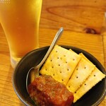 角打福本屋 - 酒盗チーズ