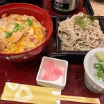 家族亭 - 料理写真:親子丼セット