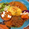 GOOD LUCK CURRY - 3 TYPE OF CURRY バターチキンカレー、台湾風 ルーローハンカレー、地中海風 イカのトマトモッツァレラカレー