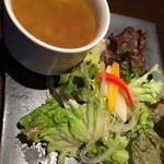 MADUREZ - セットのサラダとスープ