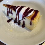 ワイン酒場 Bistro 2538 - ベイクドチーズケーキ