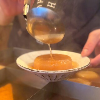 【あご出汁が命】じっくり旨味が染み渡る自慢の創作おでん