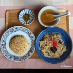 おばてい食堂 - 半おばてい焼そば＋半チャーハン