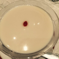 筑紫樓 銀座店 - 杏仁豆腐