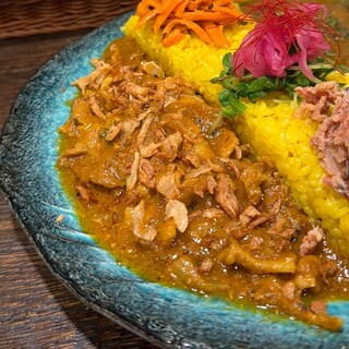 スパイシーカリーハウス半月_1