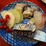 新和食 きくい - お造り盛り合わせ取り分けました