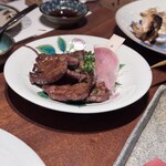 薄野 肉海鮮爐端 芯々