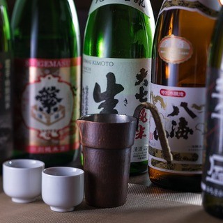 Sake carefully selected by the owner who is a qualified sake taster!