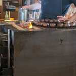 挽肉と米 - ライブキッチン、最高です